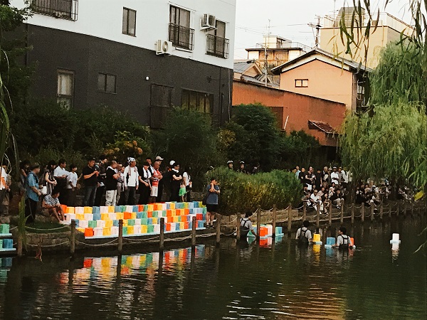 伏見万灯流し 開始